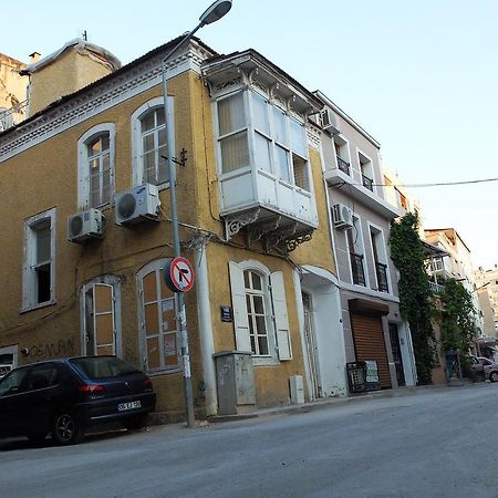 My Happy Home Hostel Smirne Esterno foto