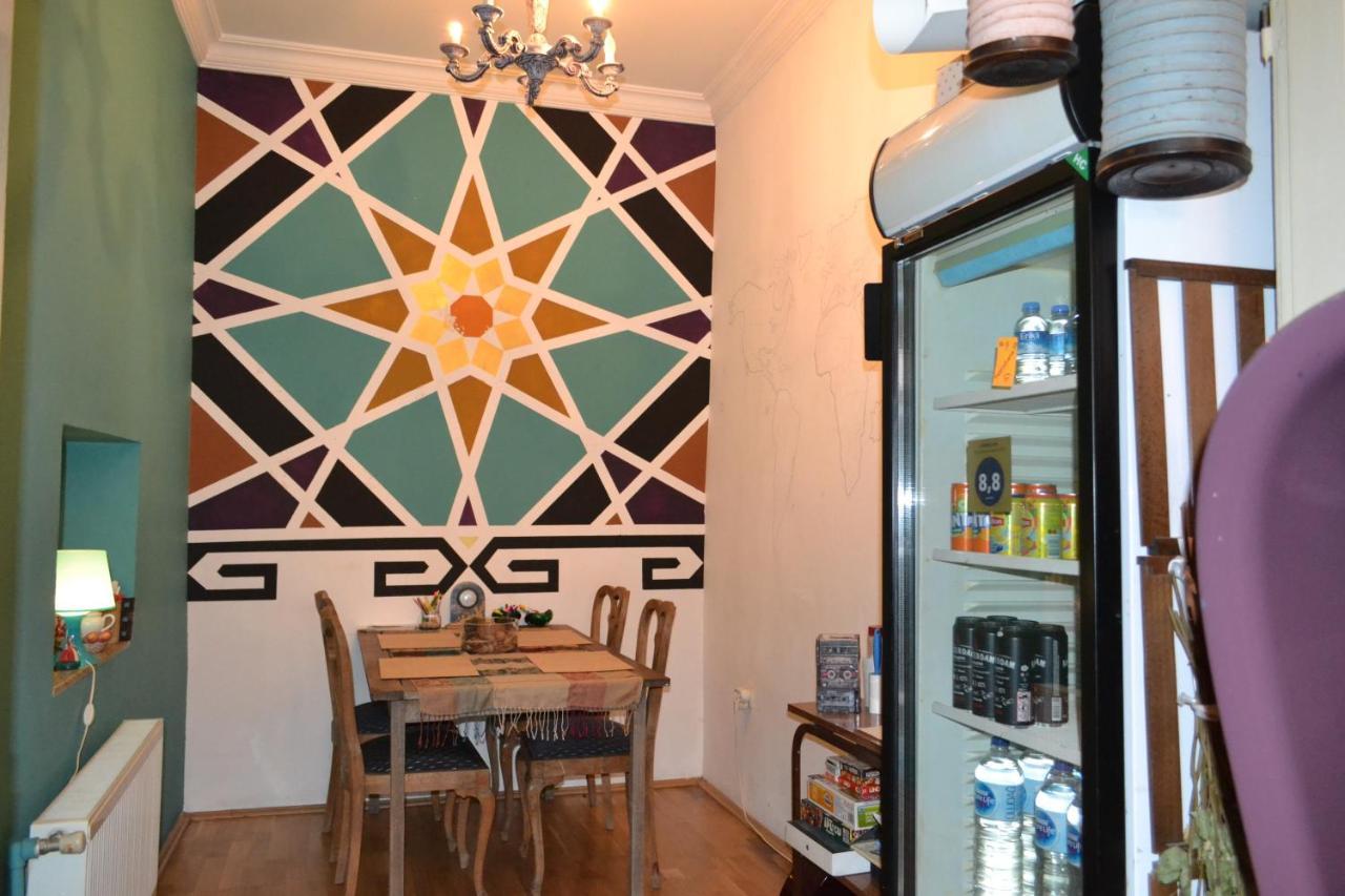 My Happy Home Hostel Smirne Esterno foto